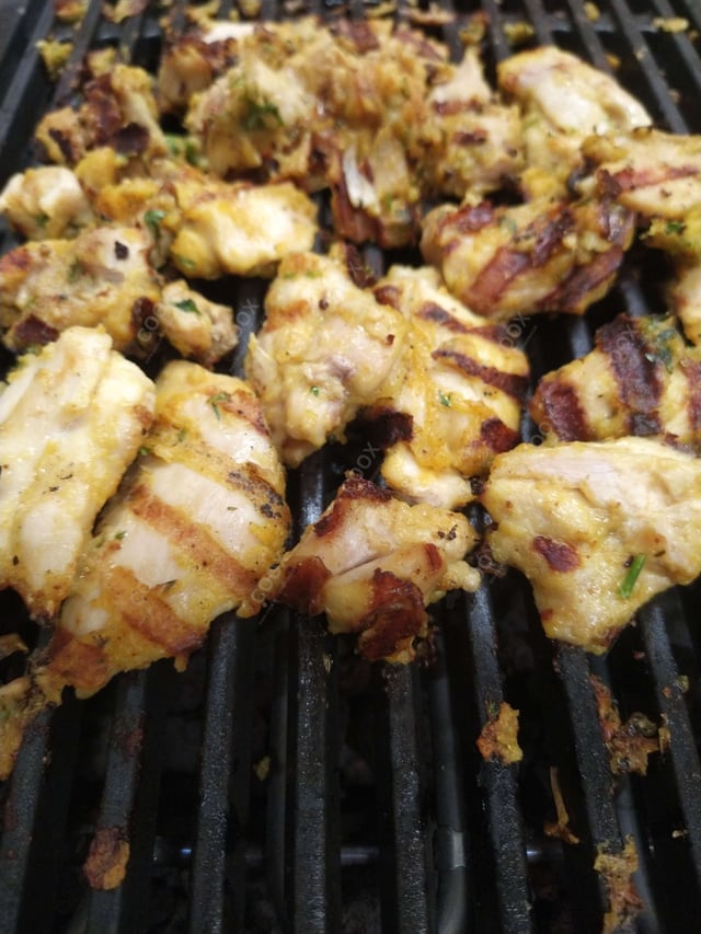 Delicious Murgh Malai Tikka prepared by COOX