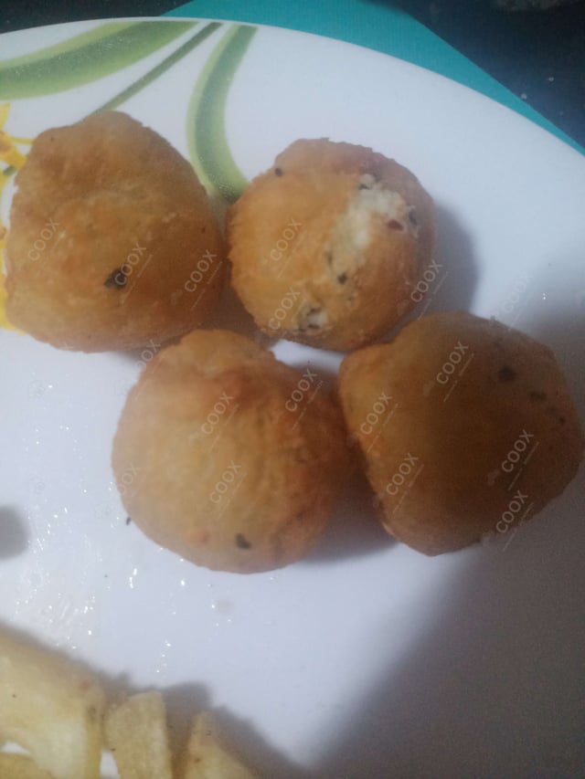 Delicious Fried Cheese Balls prepared by COOX