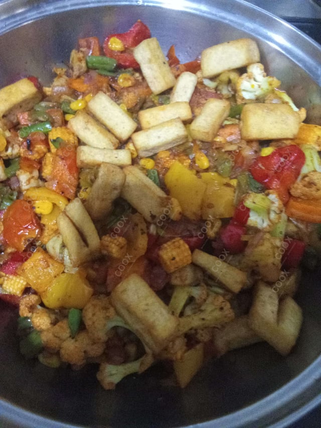 Delicious Veg Jalfrezi prepared by COOX