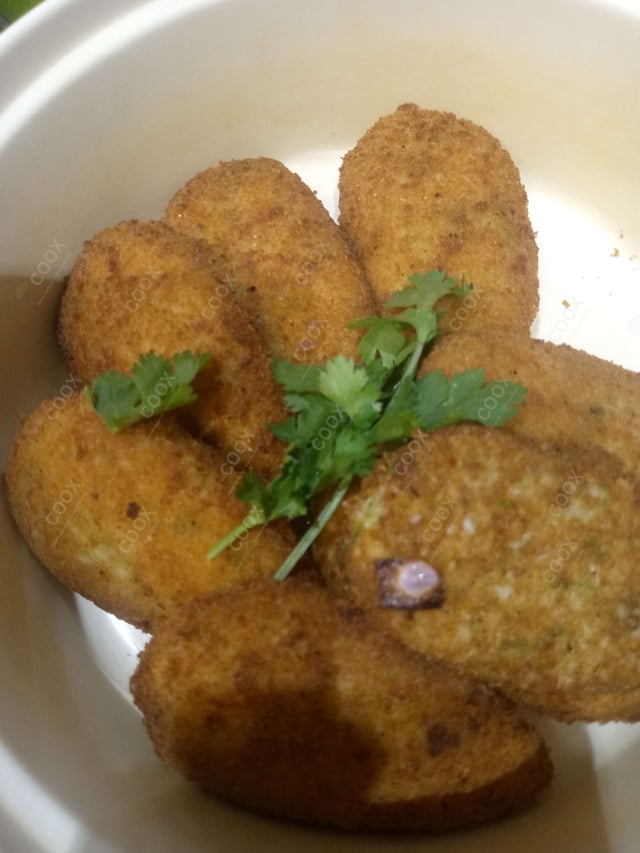 Delicious Veg Cutlets prepared by COOX