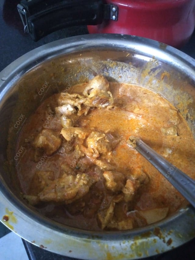 Delicious Chicken Tikka Masala prepared by COOX