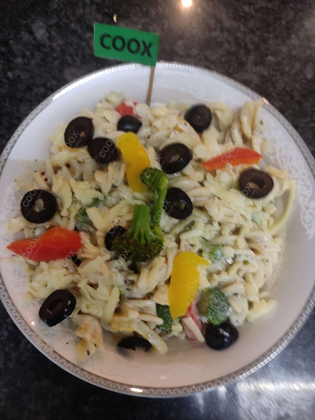 Delicious Pasta in White Sauce prepared by COOX