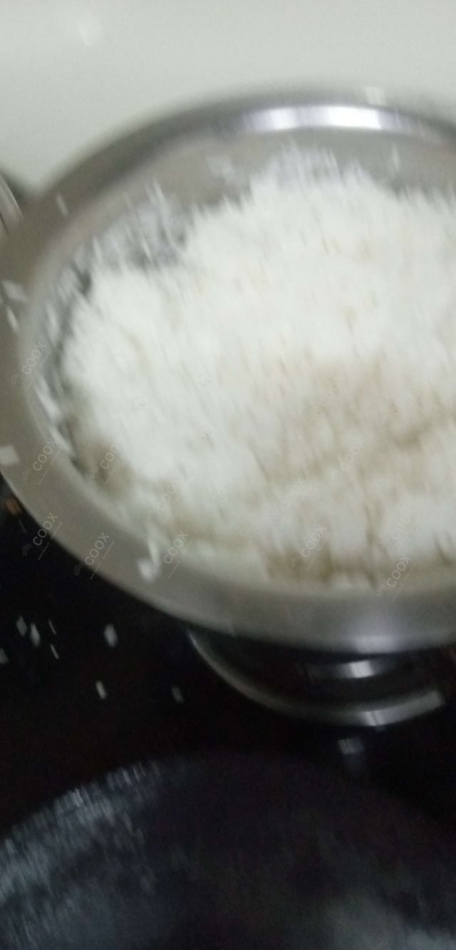 Delicious Steamed Rice prepared by COOX