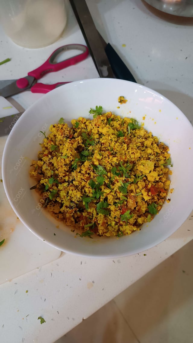 Delicious Paneer Bhurji prepared by COOX