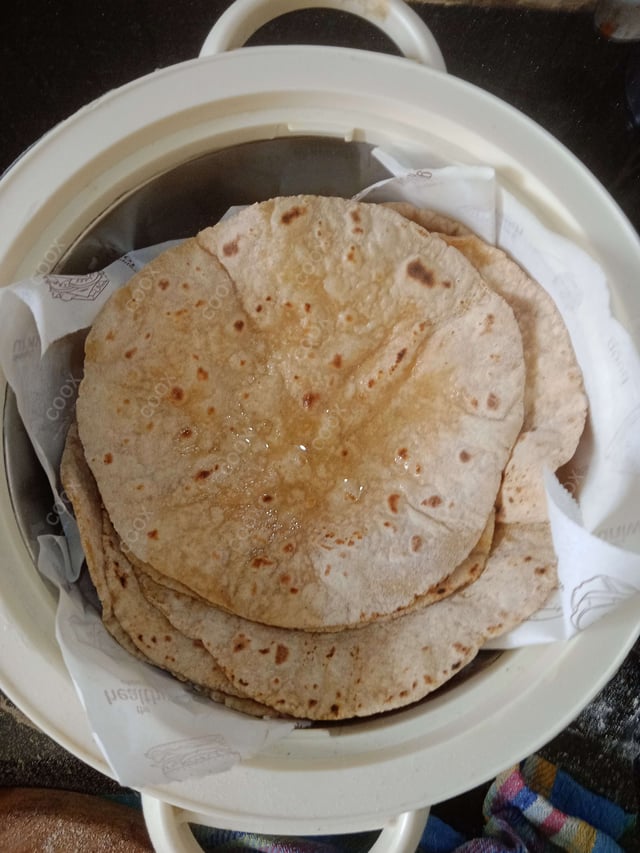 Delicious Tawa Rotis prepared by COOX