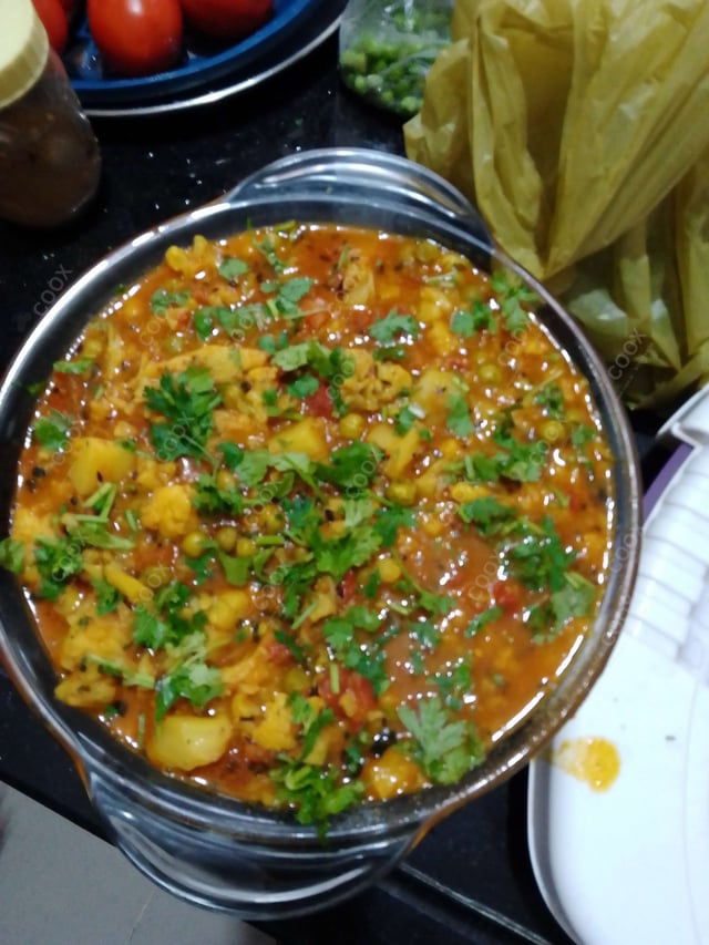 Delicious Aloo Gobhi prepared by COOX