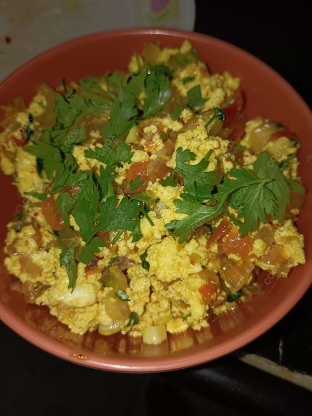 Delicious Paneer Bhurji prepared by COOX