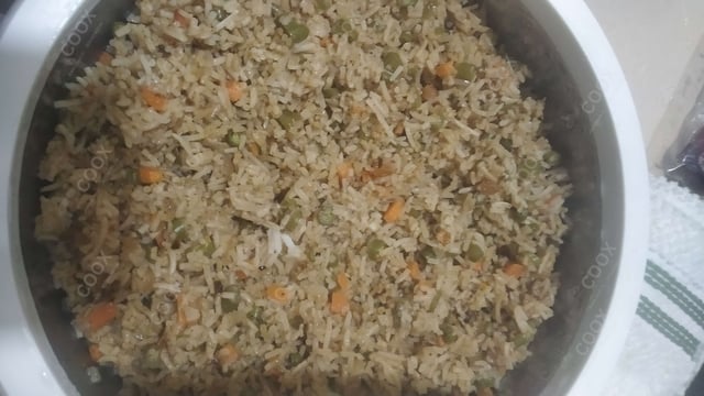 Delicious Veg Fried Rice prepared by COOX