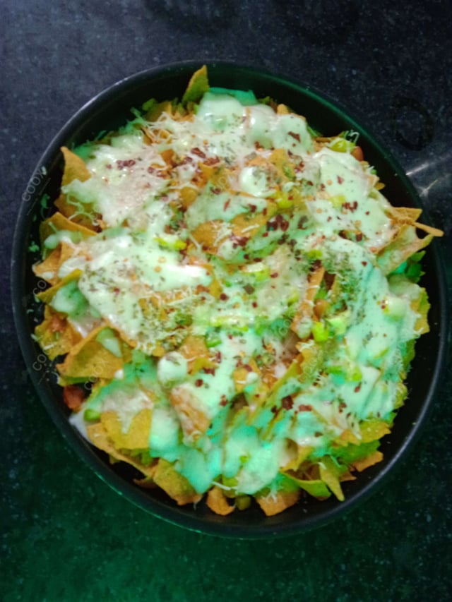 Delicious Cheese Nachos prepared by COOX