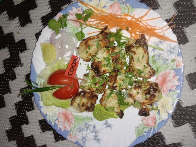 Delicious Murgh Malai Tikka prepared by COOX