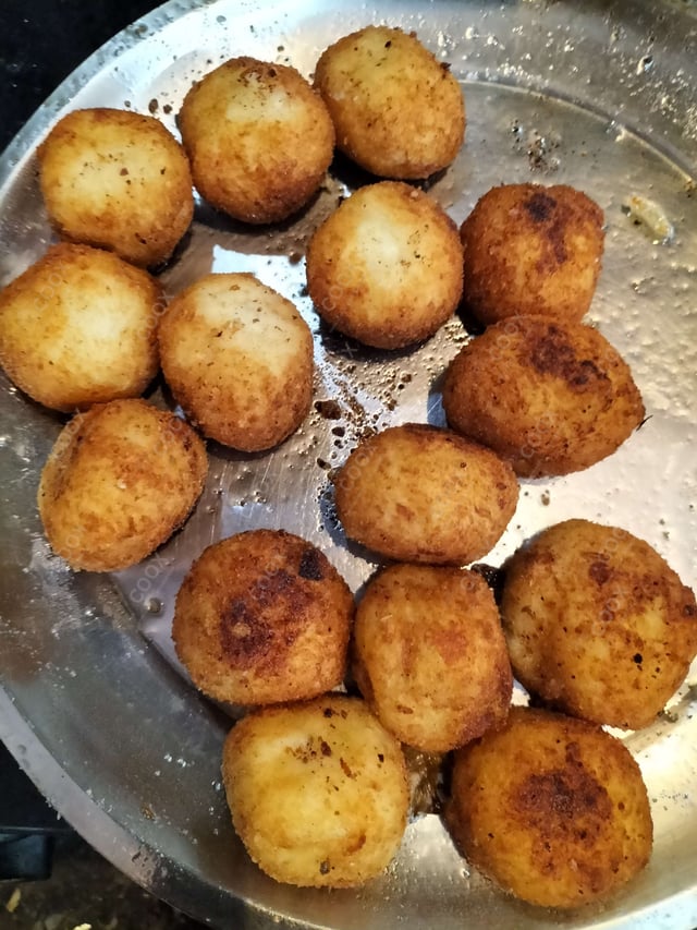 Delicious Fried Cheese Balls prepared by COOX