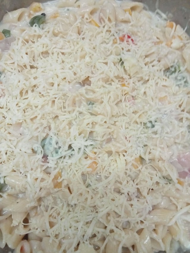 Delicious Pasta in White Sauce prepared by COOX