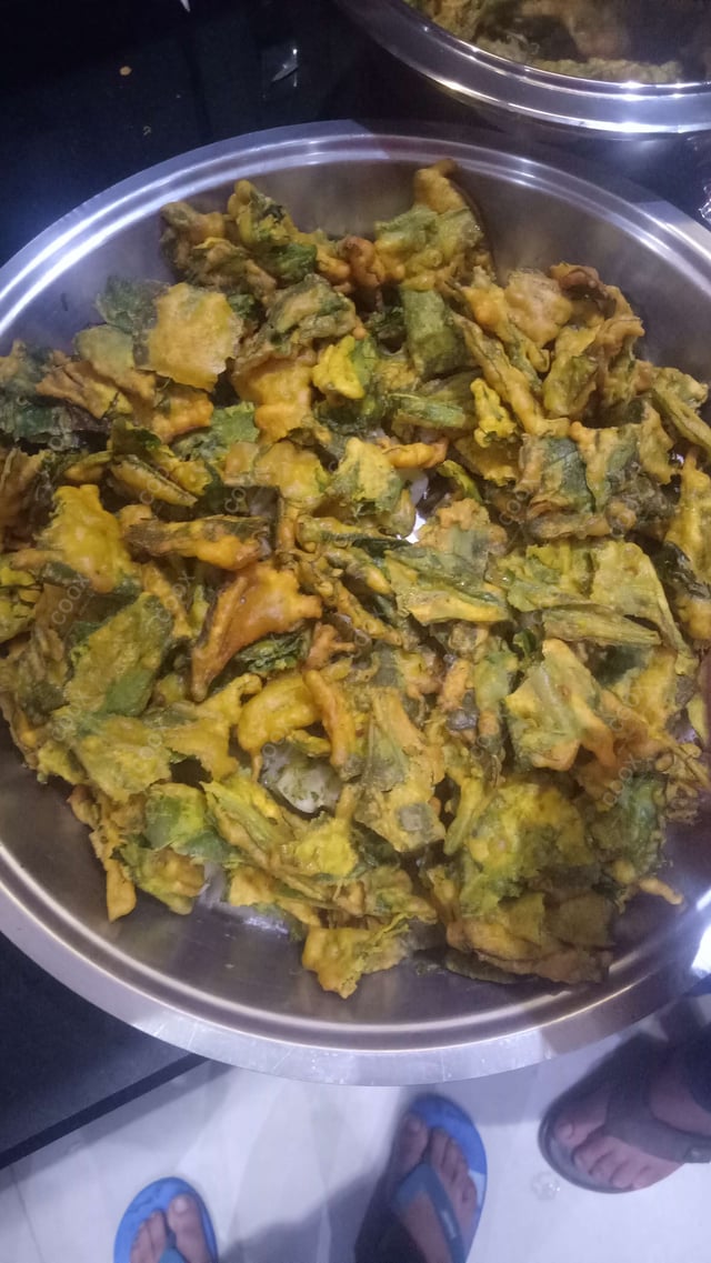 Delicious Palak Papdi Chaat prepared by COOX