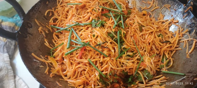 Delicious Chilli Garlic Noodles prepared by COOX