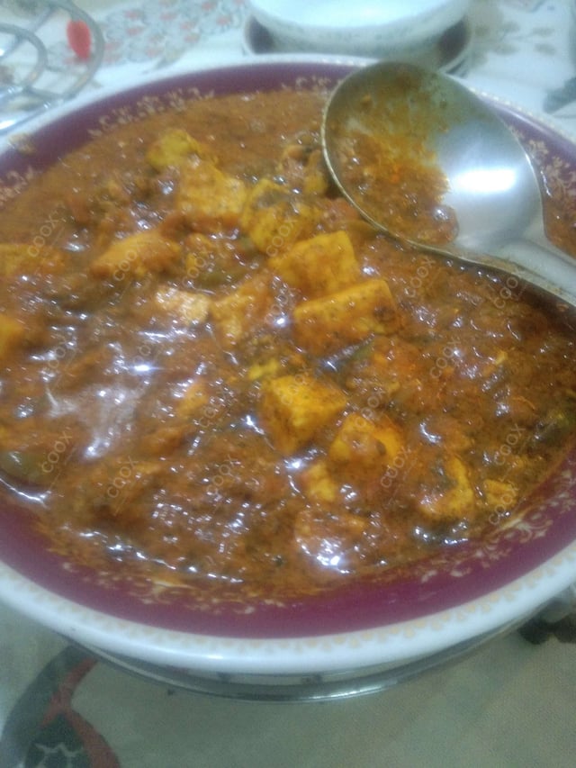 Delicious Paneer Lababdar prepared by COOX