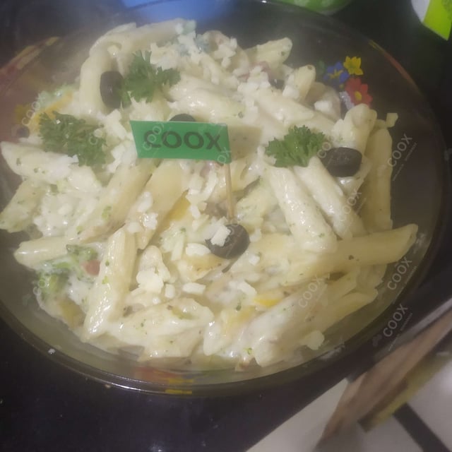 Delicious Pasta in White Sauce prepared by COOX