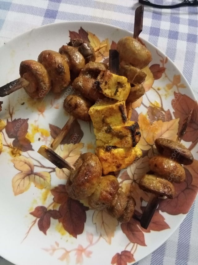 Delicious Paneer Shashlik prepared by COOX