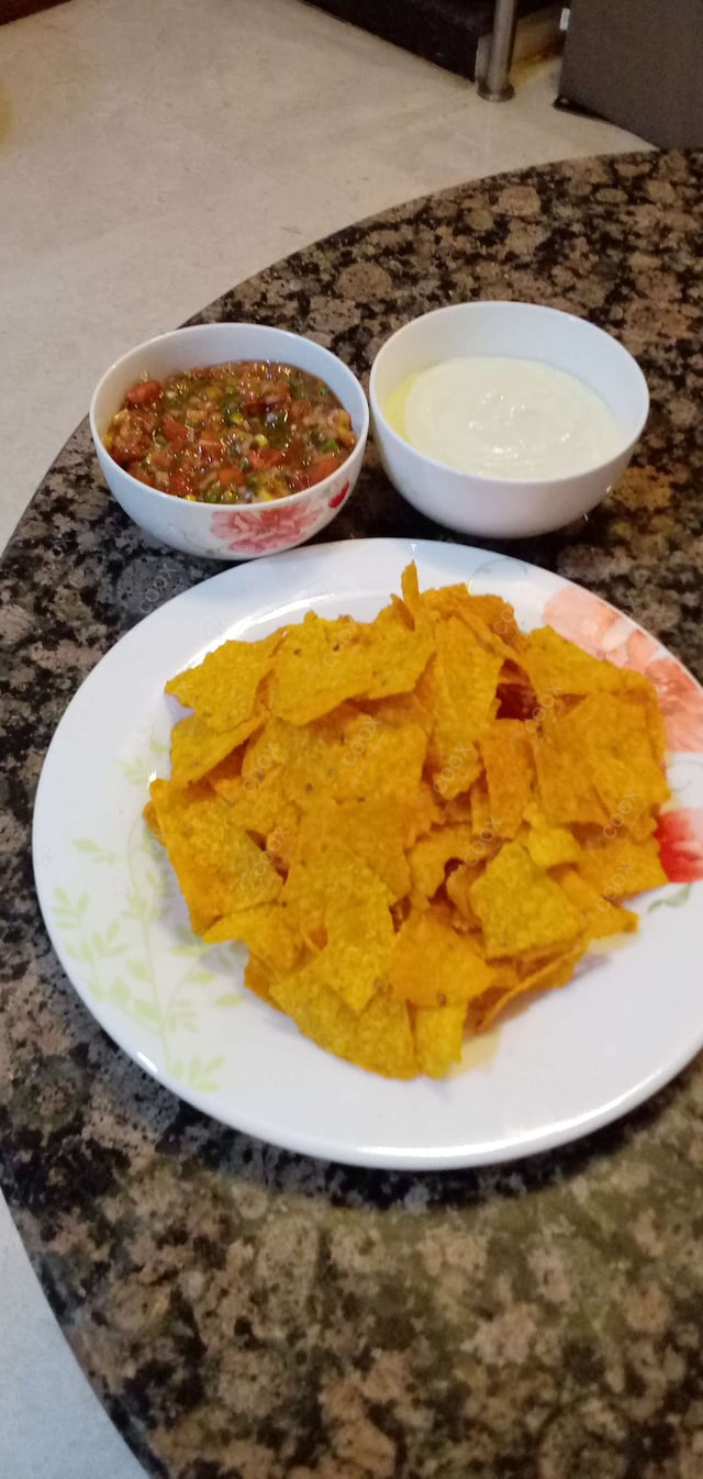 Delicious Cheese Nachos prepared by COOX