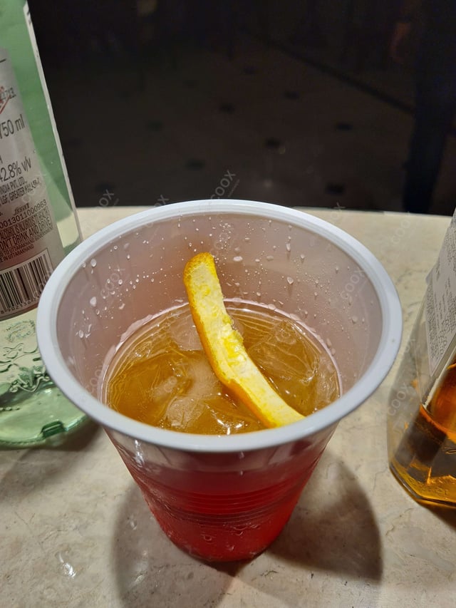 Delicious Old Fashioned prepared by COOX