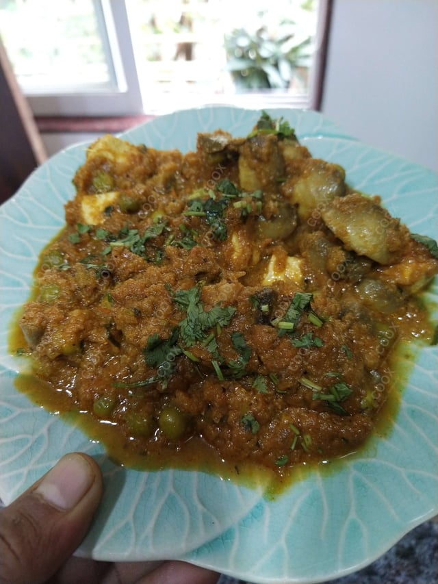 Delicious Matar Mushroom prepared by COOX