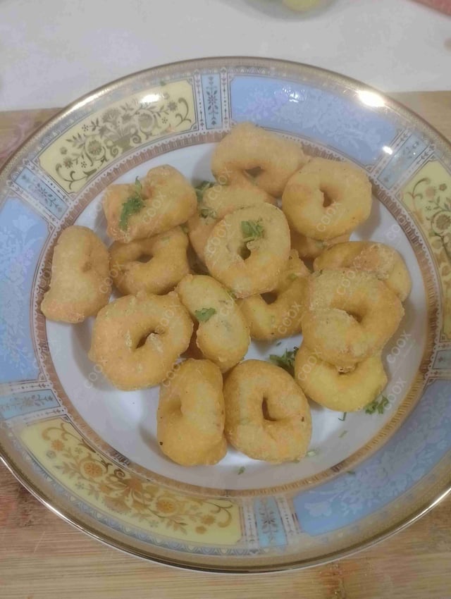 Delicious Medu Vada prepared by COOX