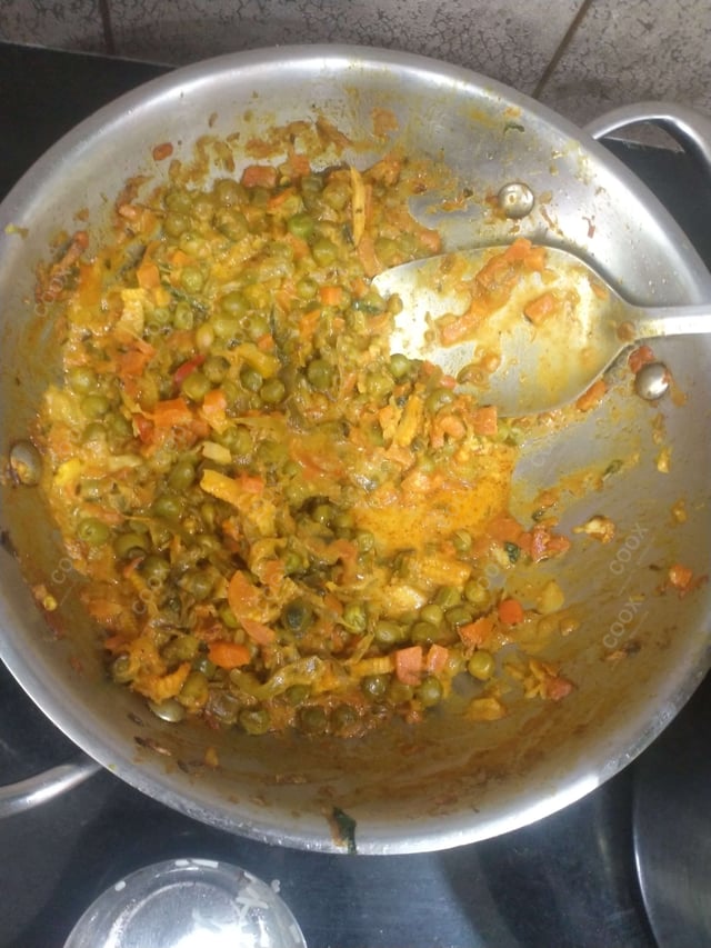 Delicious Veg Jalfrezi prepared by COOX