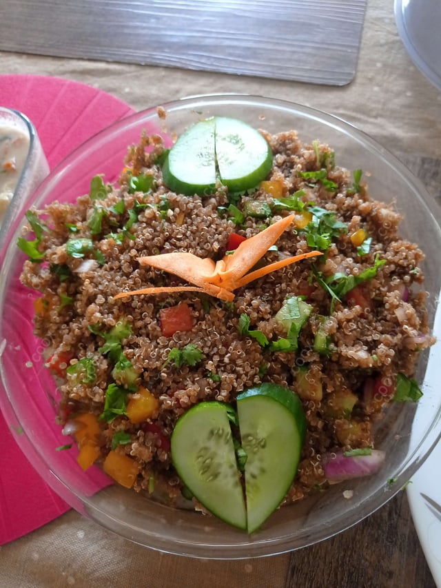 Delicious Quinoa Salad prepared by COOX