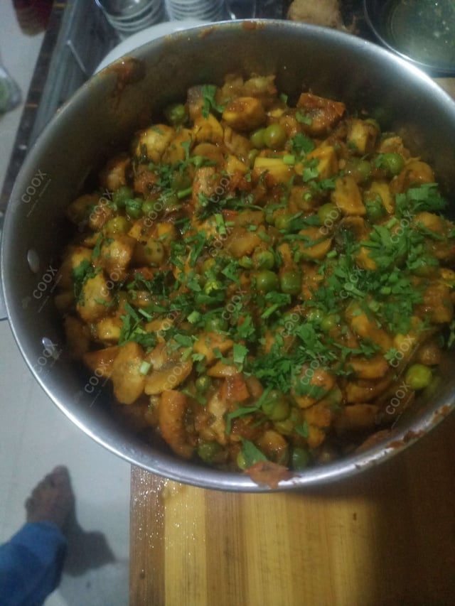 Delicious Matar Mushroom prepared by COOX