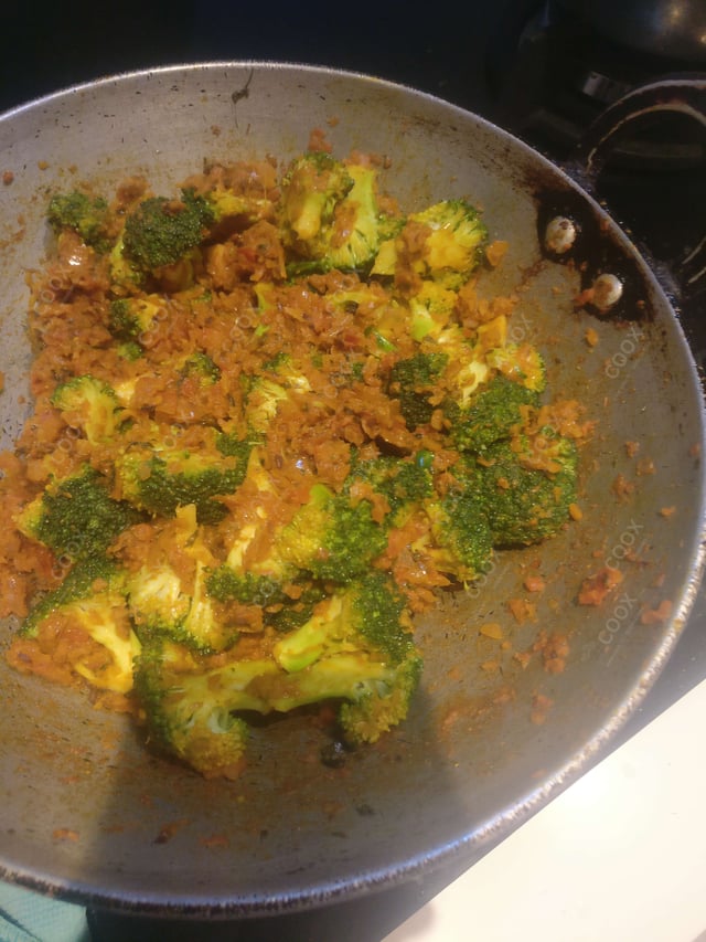 Delicious Masala Broccoli prepared by COOX