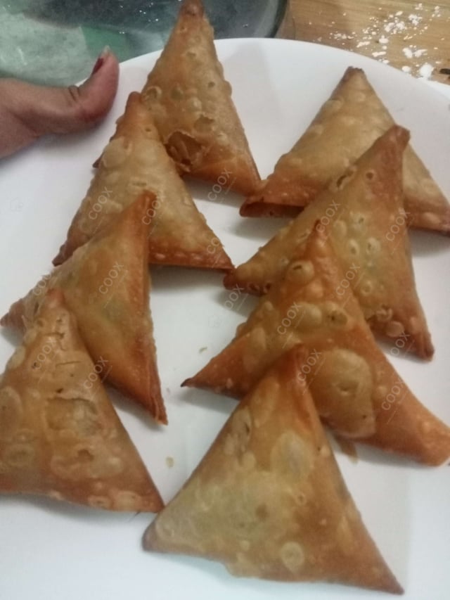 Delicious Keema Samosas prepared by COOX