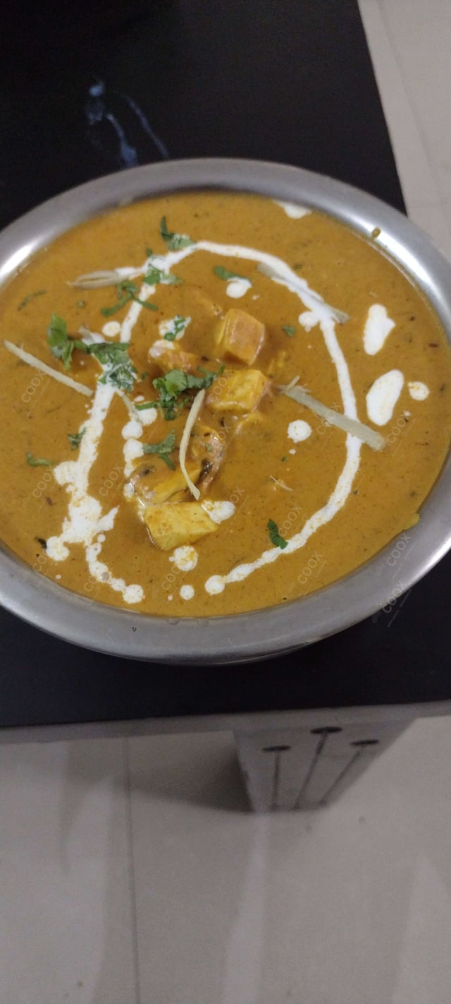 Delicious Shahi Paneer prepared by COOX