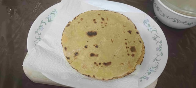 Delicious Makki ki Rotis prepared by COOX