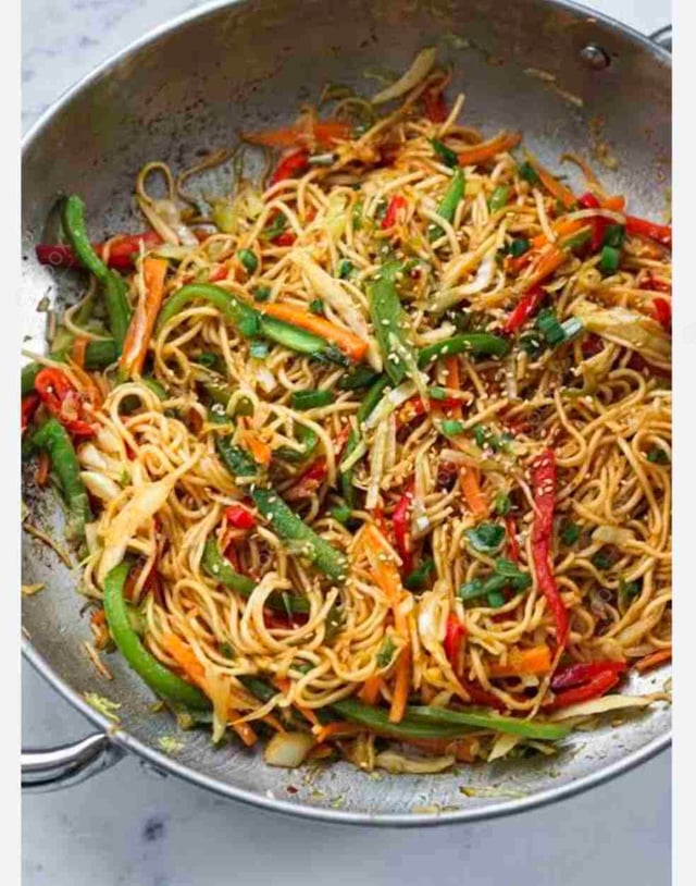 Delicious Veg Hakka Noodles prepared by COOX