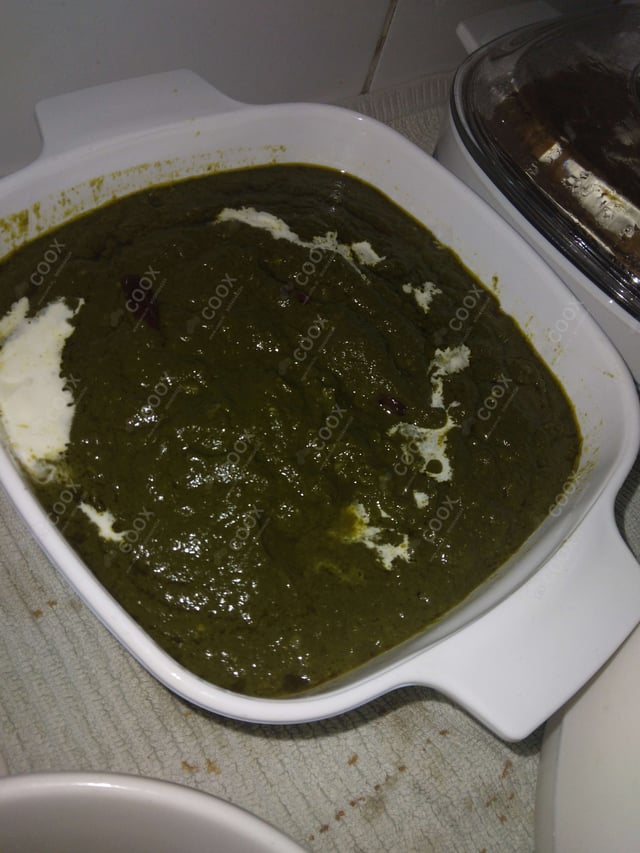 Delicious Sarso Ka Saag prepared by COOX