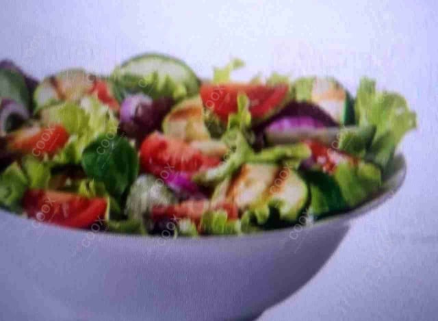 Delicious Fattoush Salad prepared by COOX