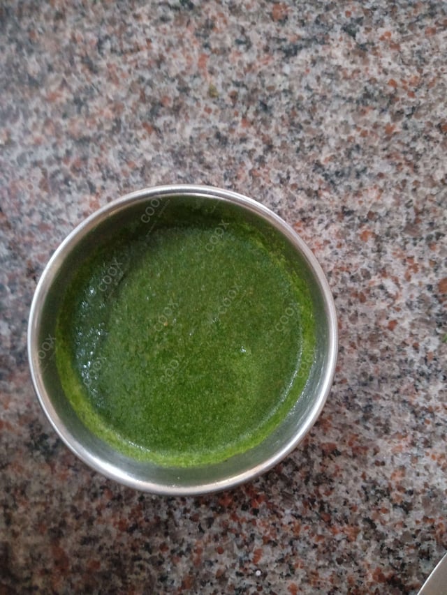 Delicious Green Chutney prepared by COOX