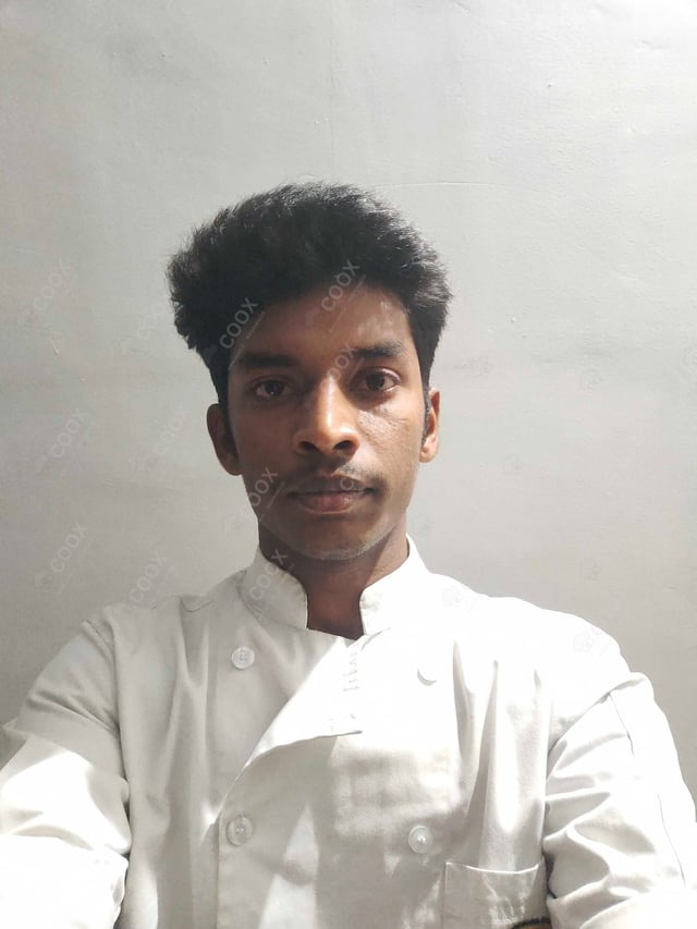 Chef from COOX at bookings. Professional cooks chefs at home