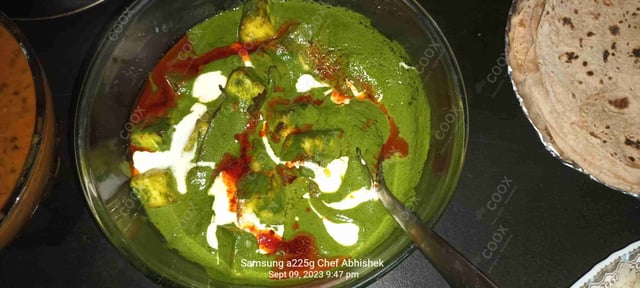 Delicious Palak Paneer prepared by COOX