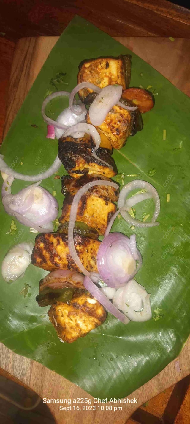 Delicious Paneer Tikka prepared by COOX