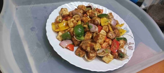 Delicious Paneer Tikka prepared by COOX