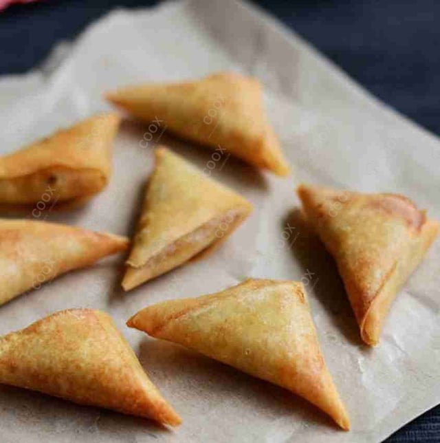 Delicious Mini Samosas prepared by COOX