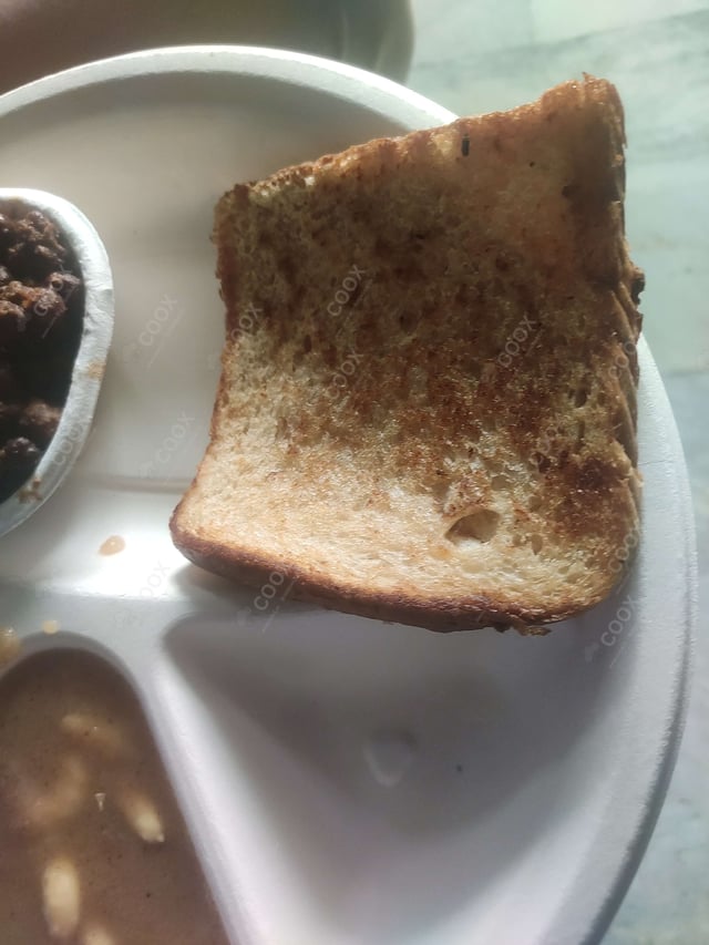 Delicious Bread Toast prepared by COOX