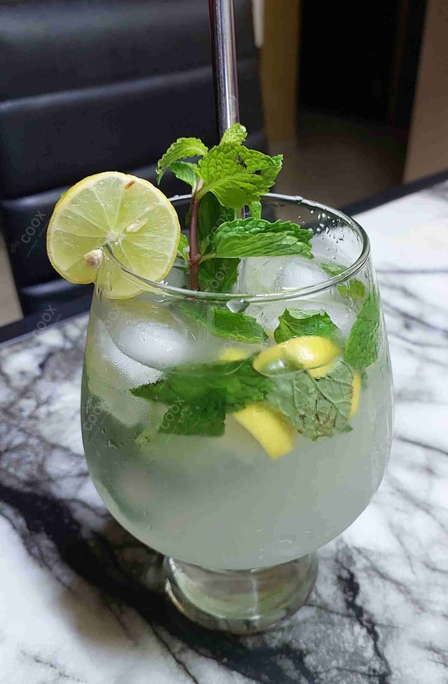 Delicious Virgin Mojito prepared by COOX