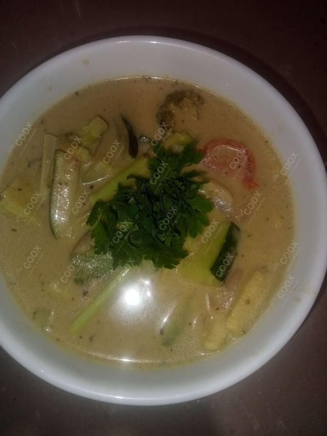 Delicious Green Thai Curry prepared by COOX