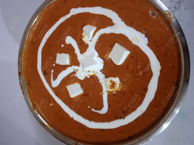 Delicious Dal Makhni prepared by COOX