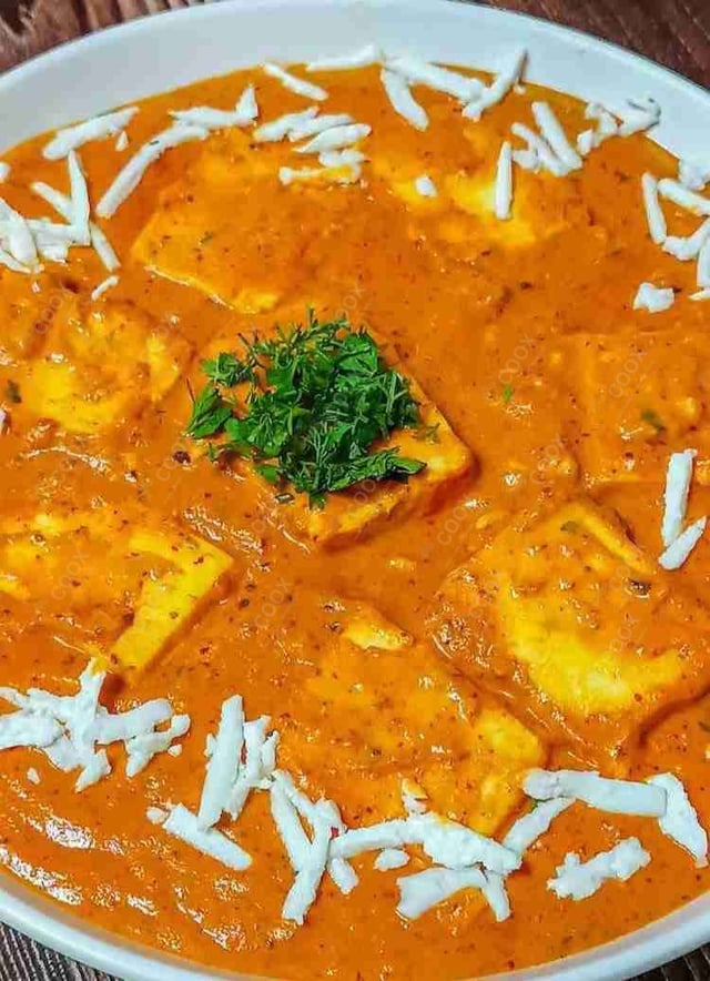 Delicious Paneer Lababdar prepared by COOX