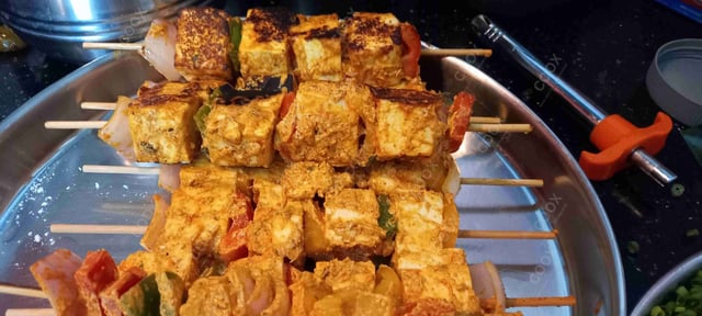 Delicious Paneer Tikka prepared by COOX