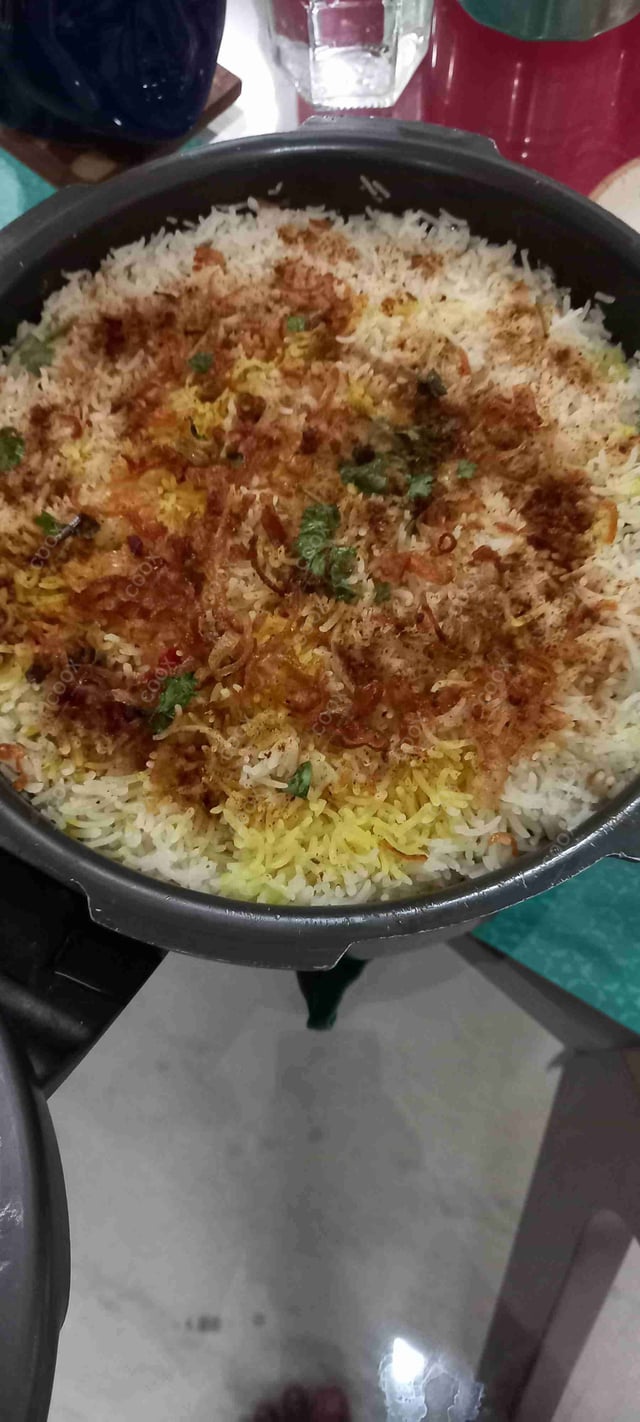 Delicious Chicken Biryani prepared by COOX