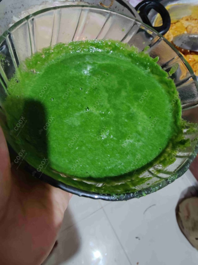 Delicious Green Chutney prepared by COOX