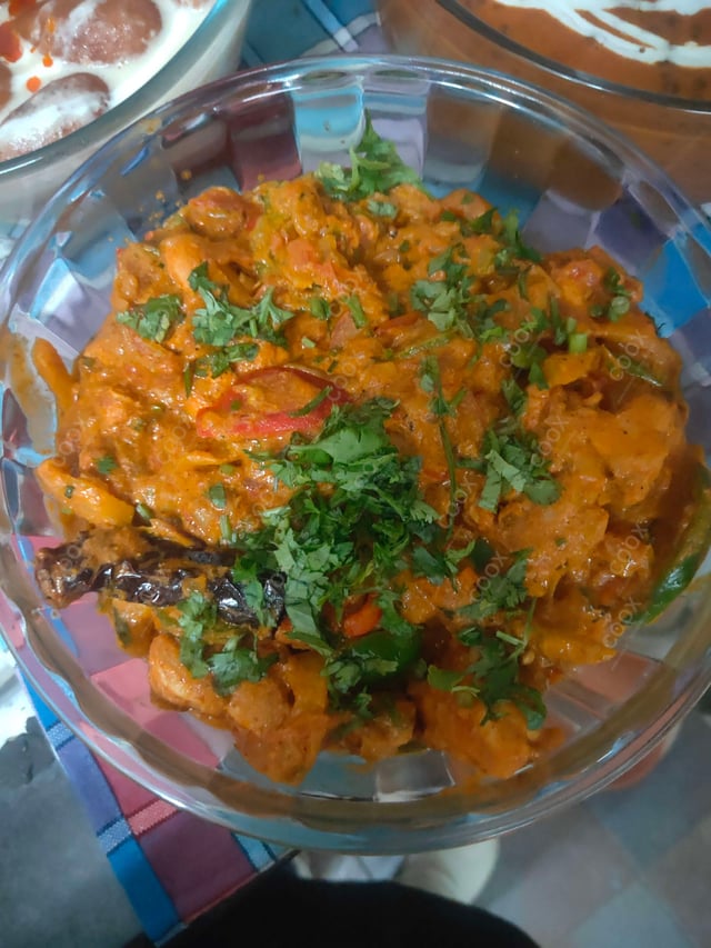 Delicious Kadhai Chicken prepared by COOX